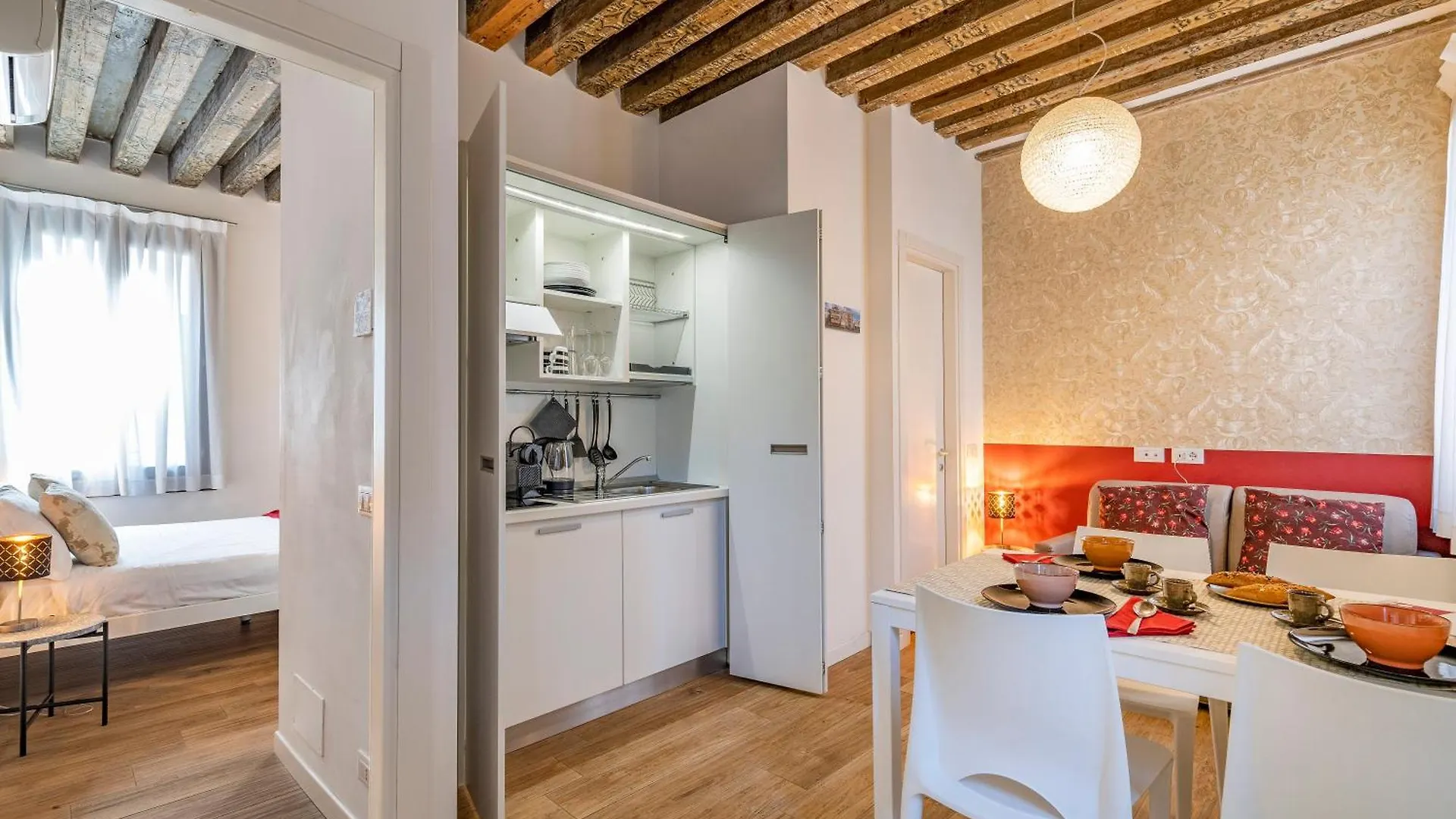 Ca' Dell'Arciere Apartments Venice 0*,  Italy
